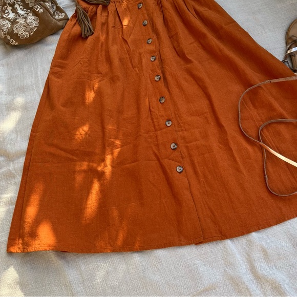 SOLD ❌ H&M Rust Dress with Buttons - Picture 7 of 10